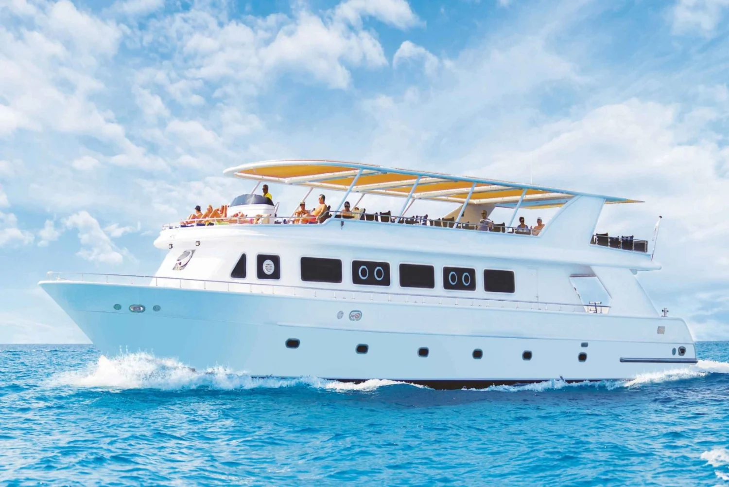sharm-el-sheikh-superior-ras-mohammed-white-island-cruise-1759621